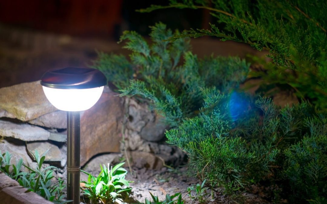 5 Uses of Solar Lighting for Landscaping and Outdoor Living